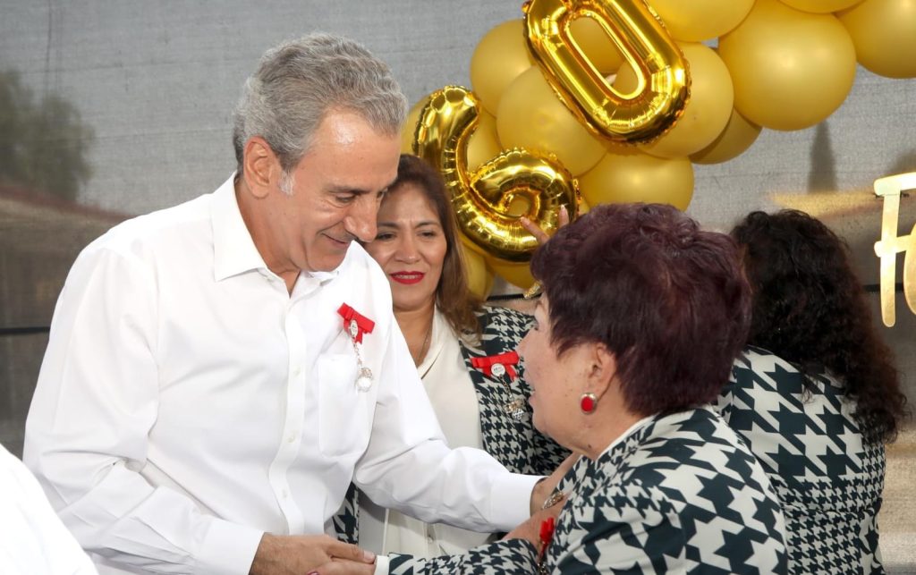 Reconoció Pepe Chedraui a las y los maestros por su labor para la formación de niñas, niños y adolescentes