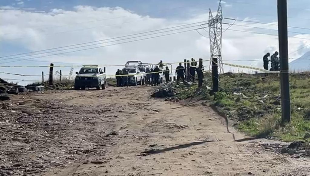 Localizan cadáver embolsado en límites de Puebla capital y Tlaxcala