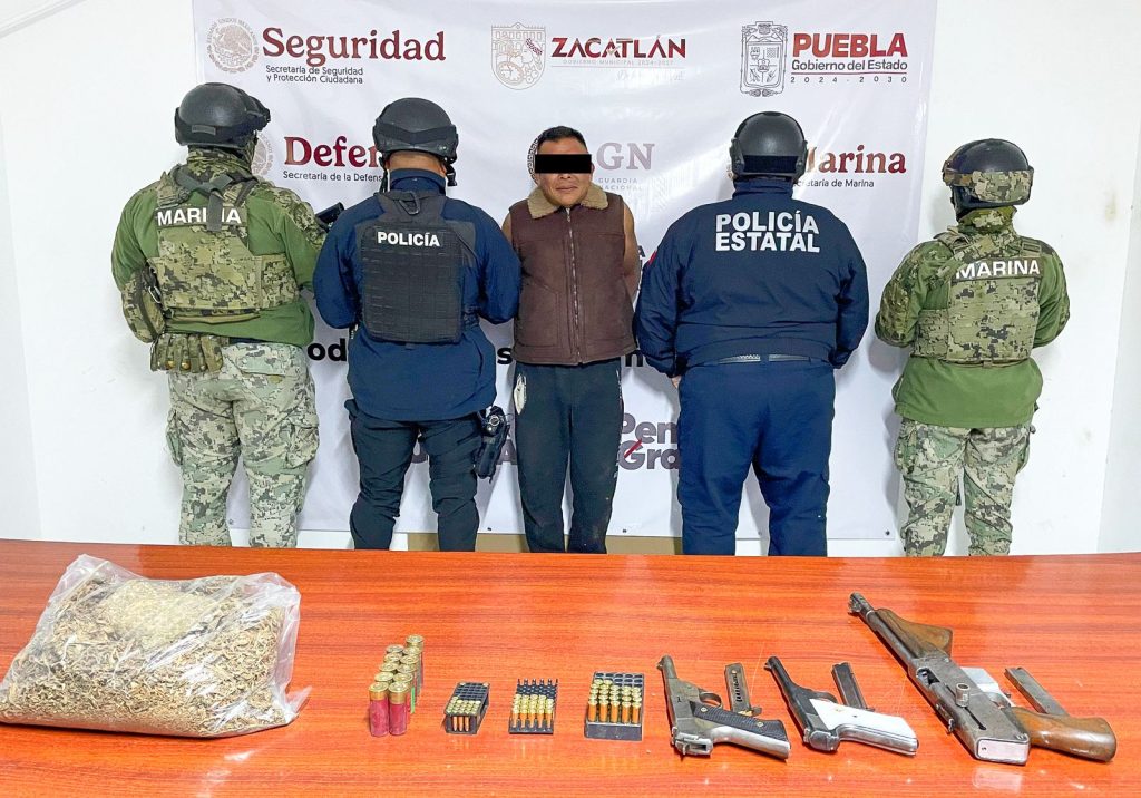 Detienen SEMAR, Policía Estatal y Municipal a hombre armado.