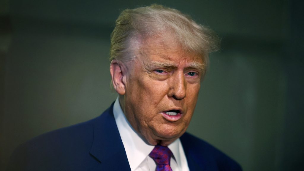 Trump sube sus amenazas a la UE: "Ya es hora de que juguemos al juego como yo sé jugarlo"