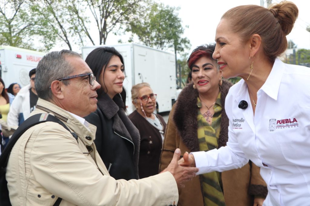 Personal del Senado y medios de CDMX disfrutan la Feria de Puebla