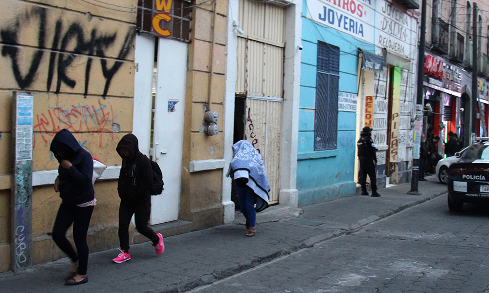 Le roban camioneta y más de 100 mil pesos, tras salir de casa de citas en el Centro Histórico