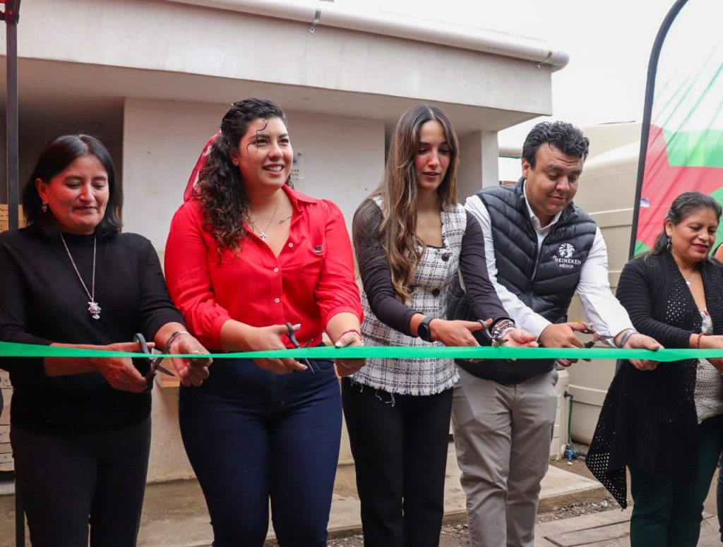 Diputada Xel Arianna Hernández impulsa captador de agua en el distrito 11 en colaboración con Heineken