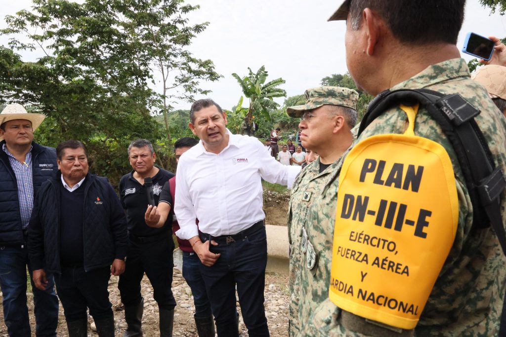 Atiende gobierno poblano emergencia en La Máquina y en La Ceiba por la seguridad de las familias
