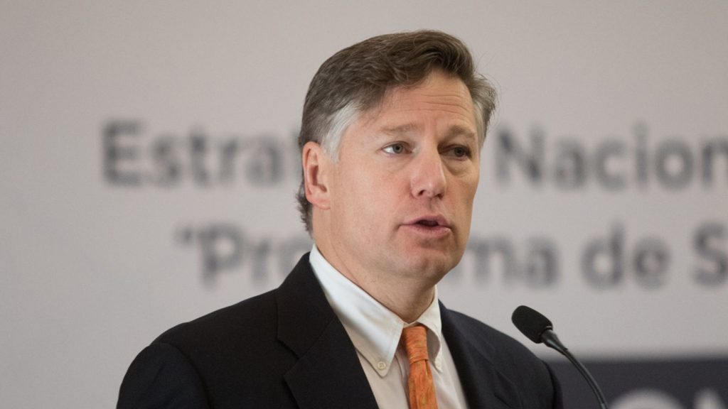 Christopher Landau ordena cancelar visa a consejera de Morena tras publicación en "X"