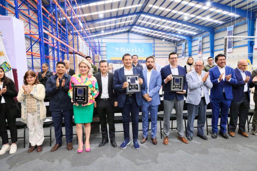 Cumple Armenta compromiso de campaña al inaugurar la Fábrica de Paneles Solares “Tonalli”