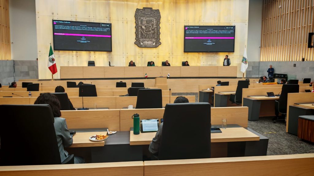 Congreso del Estado designa Concejos Municipales en Ahuazotepec y Cuautempan