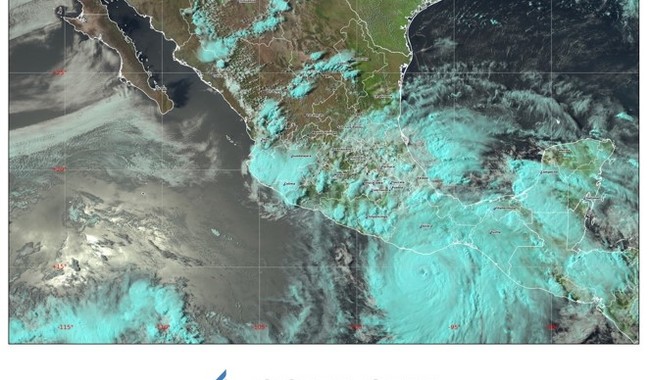 Erick, ahora huracán categoría 3, se ubica frente a costas de Guerrero y Oaxaca