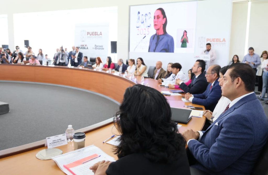 Gobierno de Puebla respalda postura diplomática de presidenta Sheinbaum en favor de derechos de migrantes