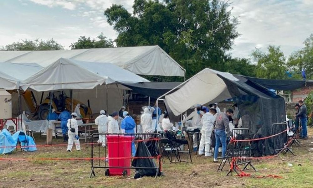 Fosa clandestina en Jojutla con restos de 60 cuerpos, al menos 10 son bebés y 10 mujeres.