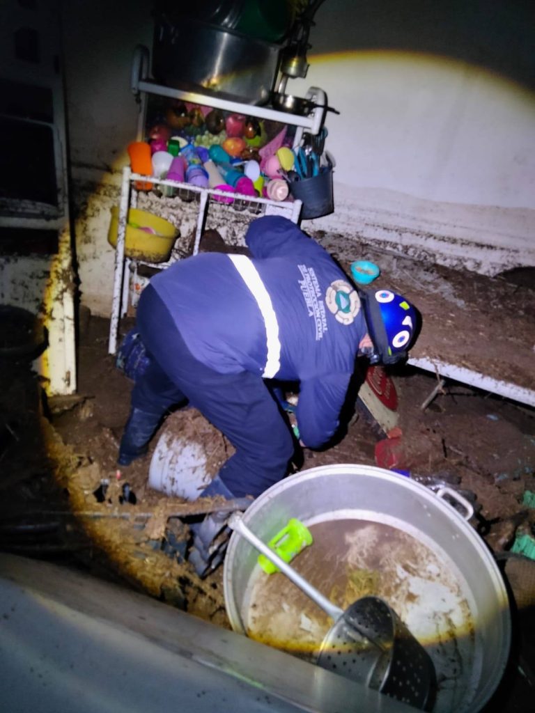 Respuesta inmediata del Gobierno del Estado en coordinación con fuerzas de seguridad nacional ante inundaciones en Chignahuapan, Tepeojuma e Izúcar de Matamoros.