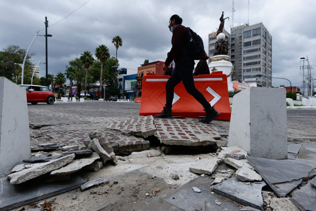 El Presidente municipal Pepe Chedraui anuncia que serán derribadas construcciones ilegales que invadan banquetas, parques y áreas verdes.