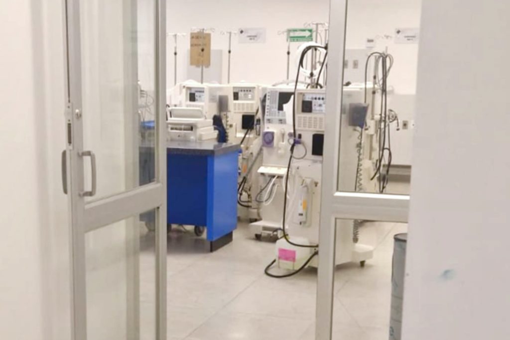 Restablecen servicio de hemodiálisis en el Hospital General de Teziutlán