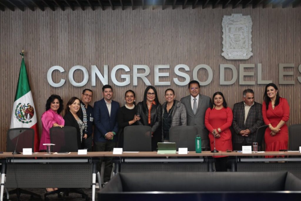 Diputados presentan propuestas para modificar el artículo 480 del Código Penal que tipifica el ciberasedio