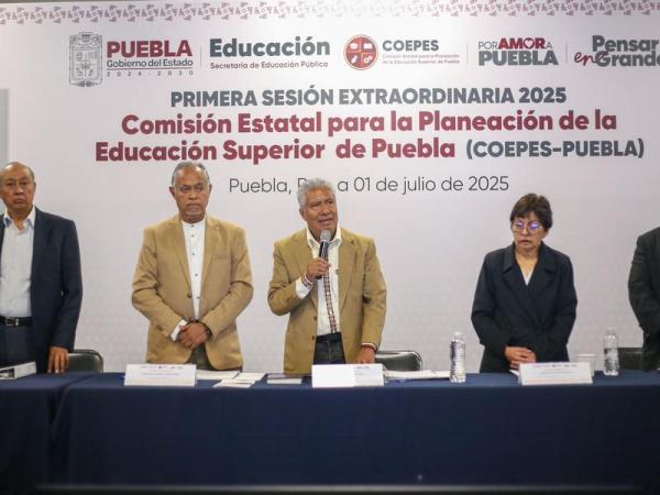 Puebla asegura educación superior con nuevas licenciaturas