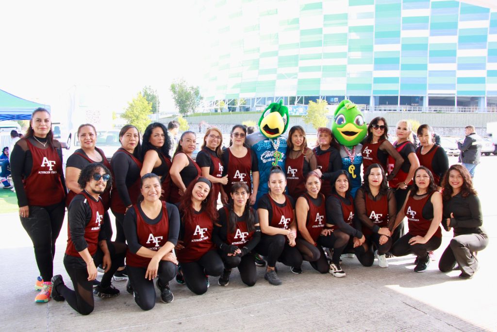 Participan activadoras físicas del IMDP en feria gratuita “Safe por la salud”