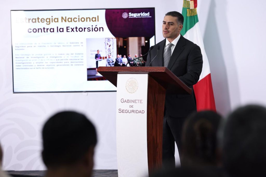 Omar García Harfuch anuncia estrategia contra la extorsión desde operativos en prisiones
