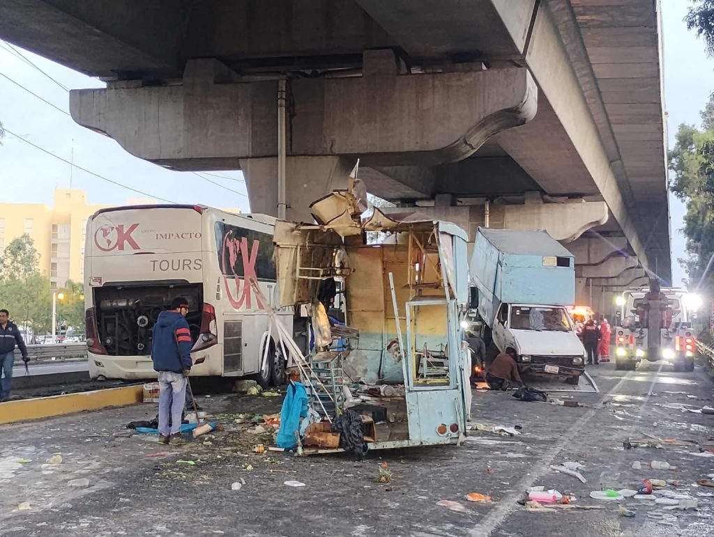 Accidente múltiple en la México-Puebla deja heridos y provoca caos