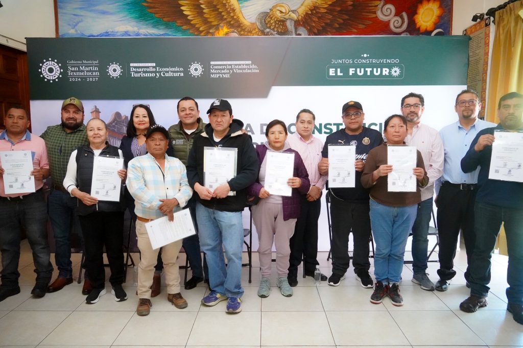 GOBIERNO DE JUAN MANUEL ALONSO BRINDA CERTEZA JURÍDICA A LOCATARIOS DEL MERCADO DOMINGO ARENAS EN TEXMELUCAN