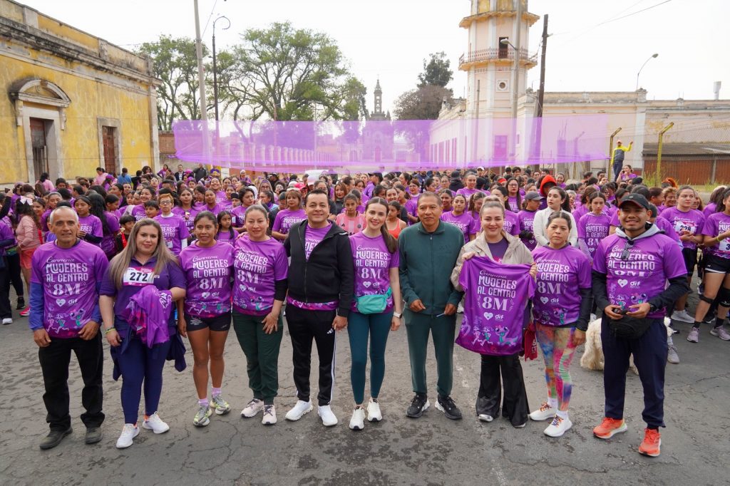 Cientos de Texmeluquenses participaron en la Carrera Mujeres al Centro 8M