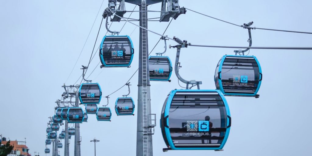 Gobernador Alejandro Armenta reta a opositores del Cablebús a mostrar su “huella ambiental”