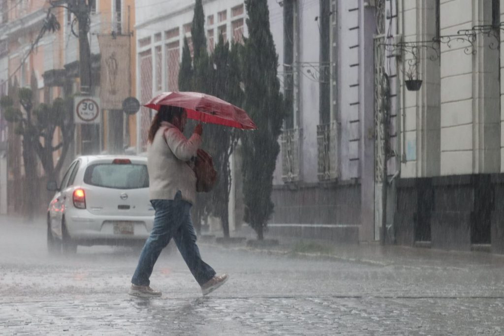 Lluvias fuertes afectan diversas regiones del estado