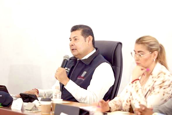 Alejandro Armenta anuncia programa de TV y radio para atender quejas ciudadanas en tiempo real