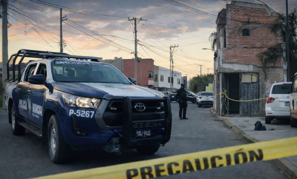 Hallan sin vida a maestra jubilada en Cuautlancingo; investigan robo con violencia