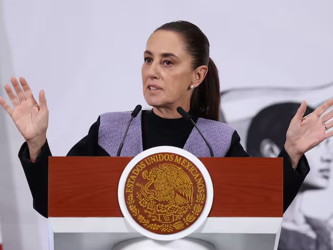 Sheinbaum acusa temor político tras rechazo a revocación de mandato en Plan B rumbo a 2027