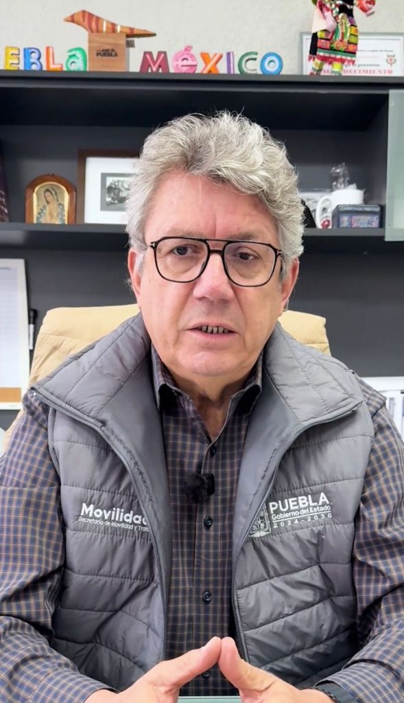 Presuntos choferes de taxis pirata agreden a agentes de Proximidad Vial en Lomas de San Miguel