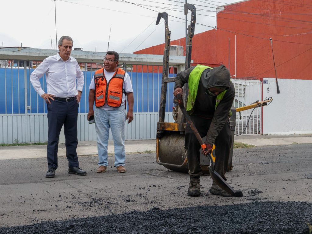 Avanza Gobierno de Pepe Chedraui con la Campaña Capitalina Bacheando Puebla