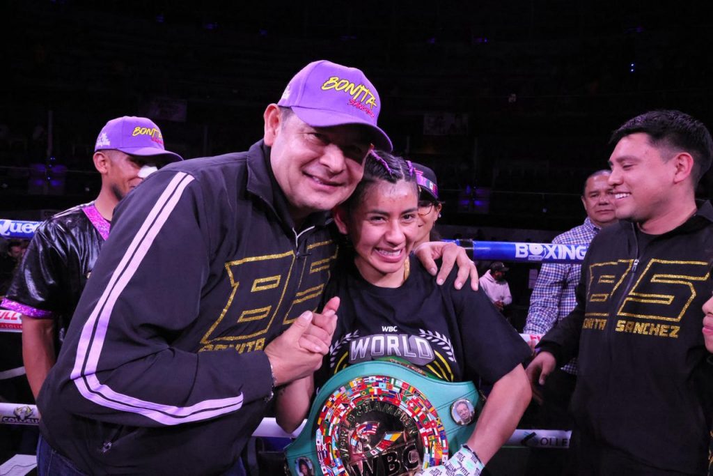 CONQUISTA "LA BONITA" SÁNCHEZ TÍTULO MUNDIAL EN UN AMBIENTE DE FIESTA