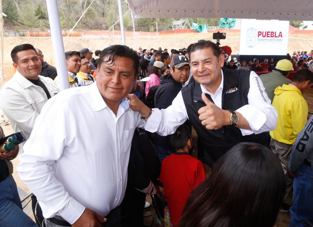 Nuevo estilo de gobernar en Puebla privilegia cercanía, territorio y diálogo directo: Armenta