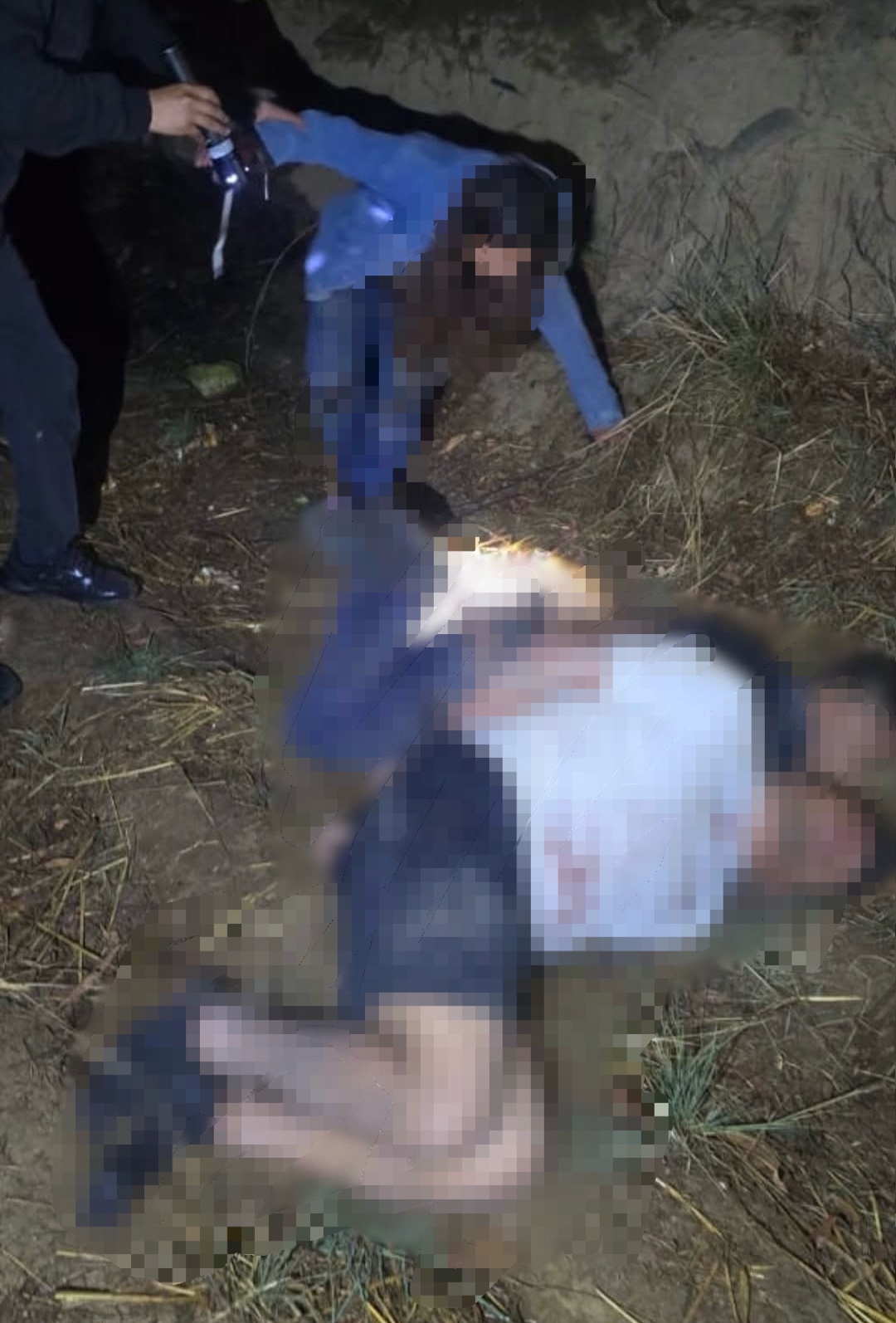 Hallan a tres personas atadas en brecha de Tlahuapan; investigan posible ataque