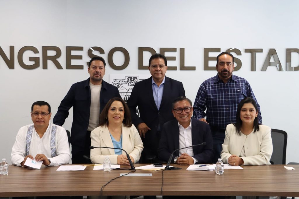 Avala Comisión del Congreso exhorto para que Ayuntamientos capaciten a su personal y optimicen la prestación de servicios