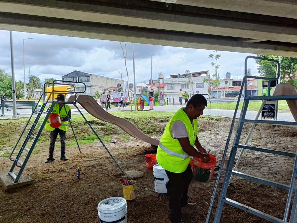 Fortalece Gobierno de Pepe Chedraui mantenimiento al mobiliario urbano para espacios dignos