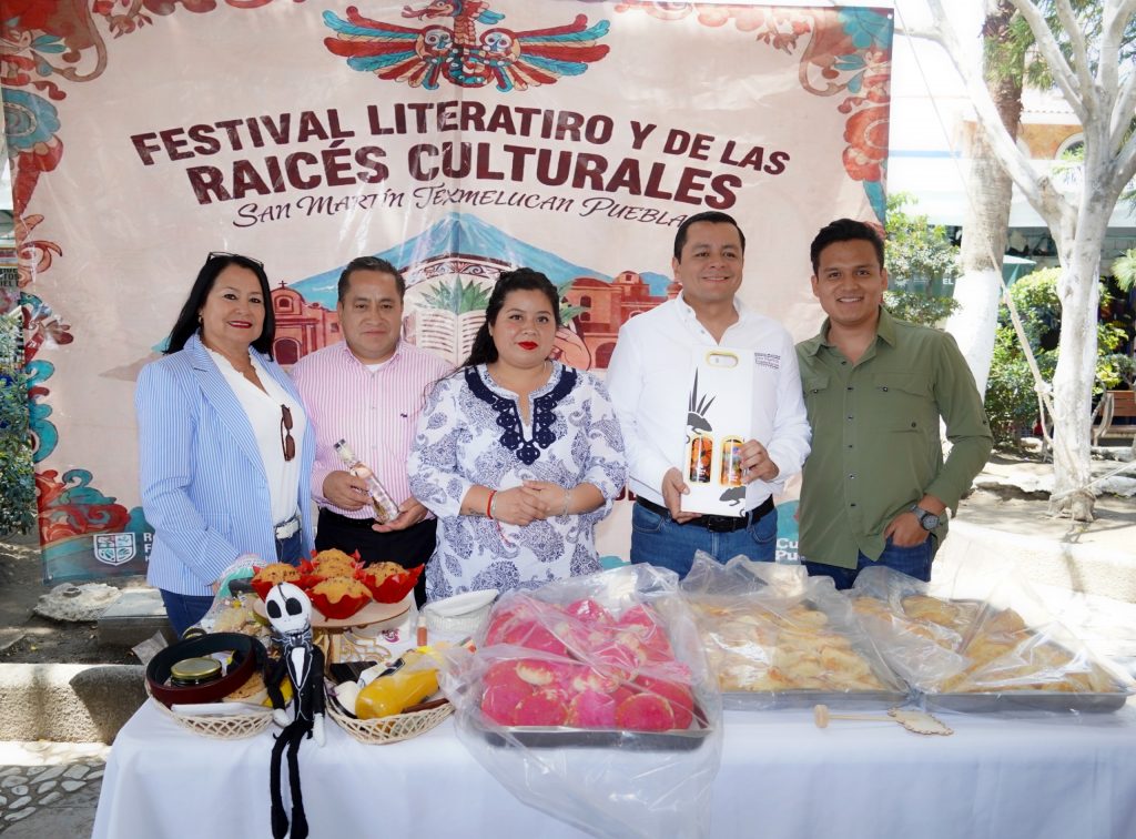 EDIL JUAN MANUEL ALONSO ENCABEZA INAUGURACIÓN DEL FESTIVAL DE LAS LETRAS Y RAÍCES CULTURALES EN TEXMELUCAN