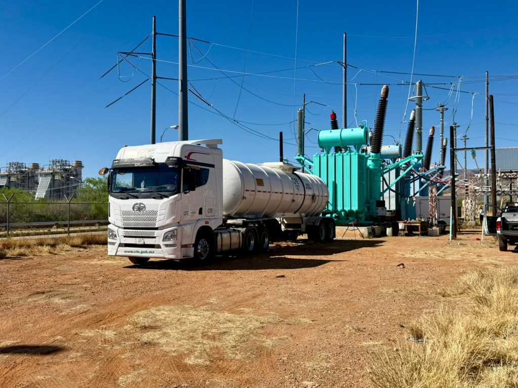 CFE RECUPERA ACEITE DIELÉCTRICO PARA CUIDAR EL MEDIO AMBIENTE Y AUMENTAR SU EFICIENCIA OPERATIVA