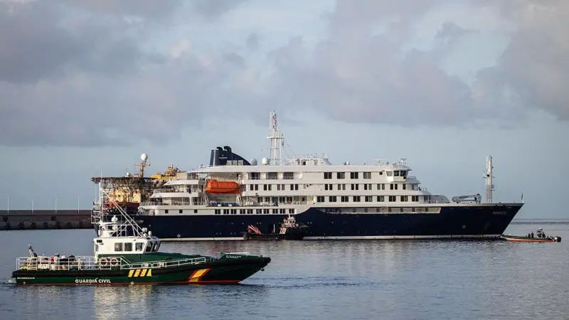 España evacúa crucero tras brote de hantavirus; hay muertos y varios contagios