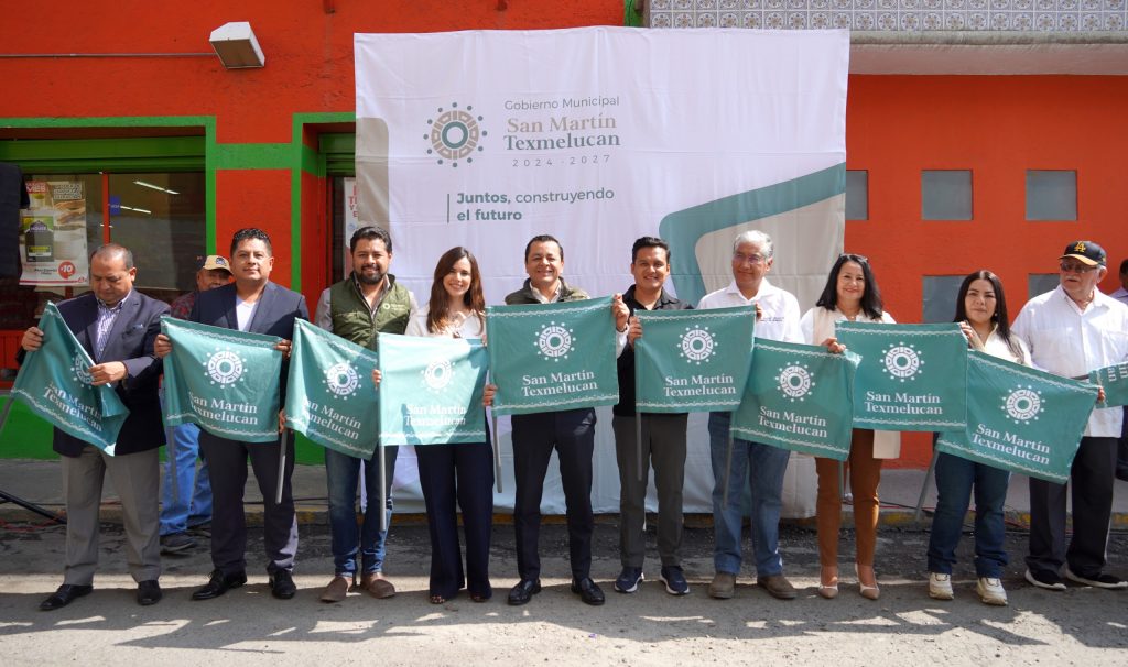 TRAS DÉCADAS DE REZAGO, INICIA REHABILITACIÓN DE DRENAJE Y RED DE AGUA POTABLE EN CALLE MUJICA Y OSORIO EN TEXMELUCAN