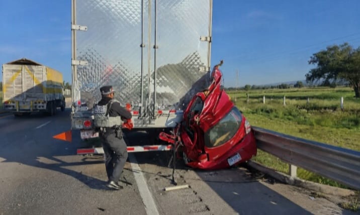 Trágico accidente en la autopista Puebla-Orizaba deja dos muertos y provoca intenso tráfico