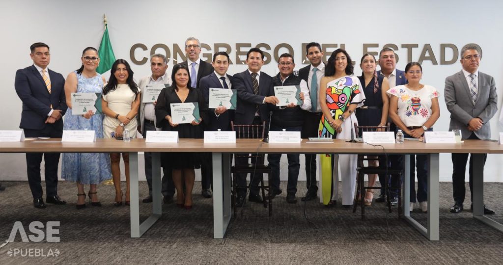 Javier Herrera Borunda presenta propuesta de armonización legislativa en Puebla