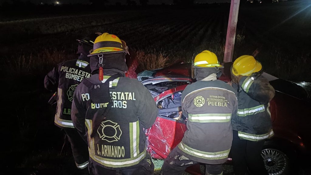 Trágica carambola en Huejotzingo deja dos muertos y tres heridos