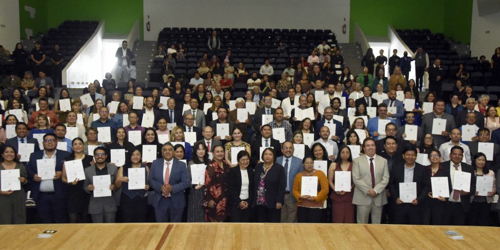 Otorga la Rectora Lilia Cedillo Ramírez 150 definitividades a personal universitario