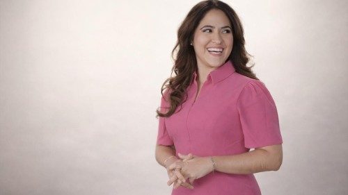 León XIV nombra a mexicana al frente de la Comunicación de la Santa Sede