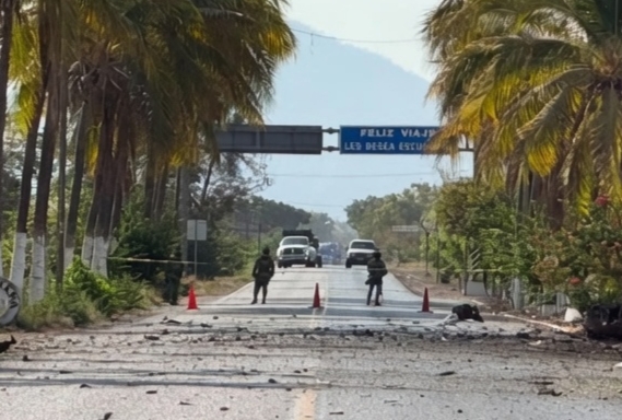 Explosión de vehículo sacude Escuinapa en Sinaloa; daños alcanzan más de 500 metros a la redonda