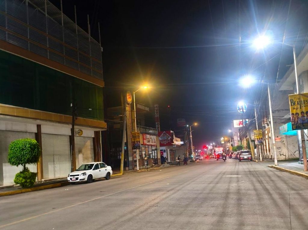 GOBIERNO DE TEXMELUCAN TRANSFORMA LA SEGURIDAD DEL MUNICIPIO CON LA SUSTITUCIÓN DE MÁS DE 4,200 LUMINARIAS LED