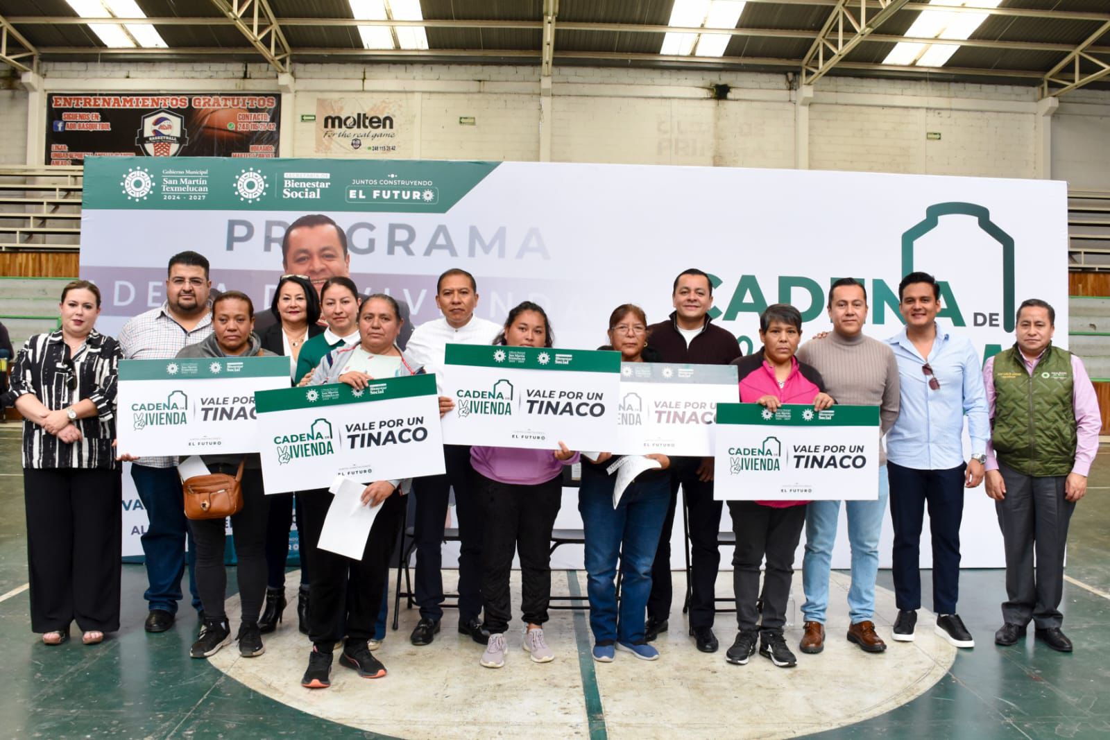 AVANZA “CADENA DE VIVIENDA 2026”: GOBIERNO DE TEXMELUCAN BENEFICIA A 500 HOGARES CON ENTREGA DE TINACOS