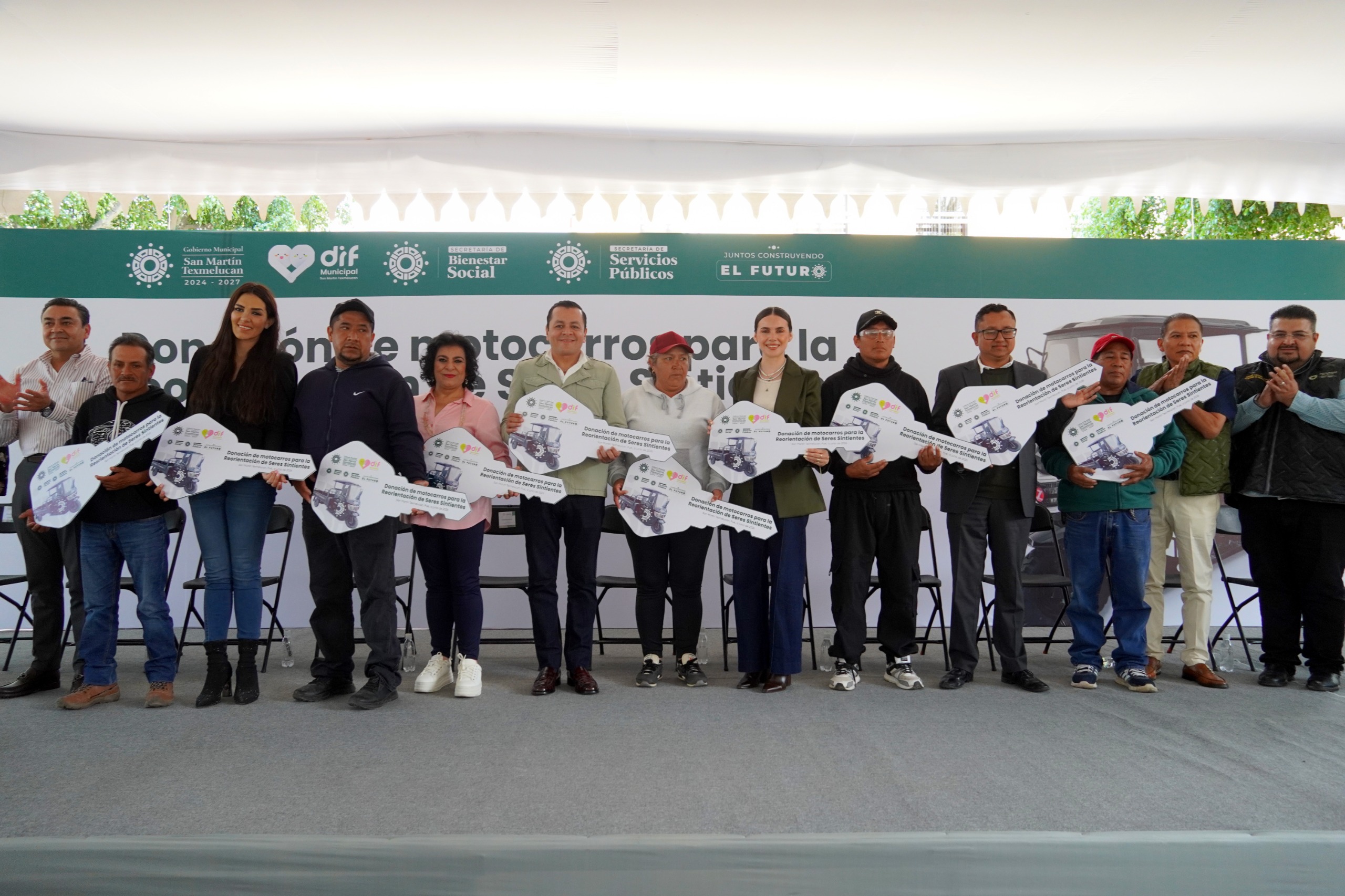 GOBIERNO DE TEXMELUCAN REALIZA ENTREGA HISTÓRICA DE 50 MOTOCARROS PARA LA REORIENTACIÓN DE SERES SINTIENTES