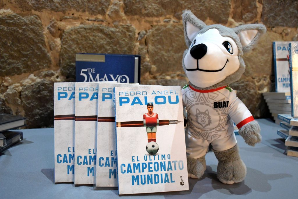 Presentan en BUAP Librerías de Zacatlán la obra El último campeonato mundial